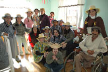 Festa junina na Casa Lar São José, que abriga e cuida de oito idosos abandonados. Música, comida típica e muitos sorrisos fizeram da confraternização um sucesso. Foto Divulgação. Julho 2008.