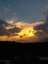 Pôr do sol, processo incrível da natureza.