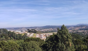 "Em tempos de guerra invisível, nossa linda cidade tão tranquila. Foto foi tirada de cima da antena, literalmente. Meu filho Lucas Vinicius Ribeiro Borges estava trabalhando e tirou a foto. Obrigada, Tânea Hoffmann.