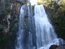 Cachoeira em propriedade na Linha São Pedro. Foto João Paulo Roman Ros. 24/09/2008.