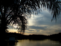 "Por do sol na casa branca". Foto Giovana Castanheira Bazeggio.