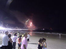 Reveillon 2013 em Balneário Camboriú. "Esta cruz surgiu na foto quando fomos salvar no notebook. Só havia fogos, a cruz não foi vista no céu". Foto Wanderley Durek.