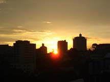 Nascer do sol em Caçador. Foto Erci Bohrer.