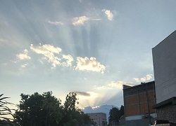 Entardecer. Foto Mayara Massucato.
