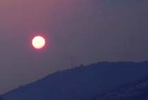 Pôr-do-sol desta quinta-feira, dia 19. Fotos Tais.