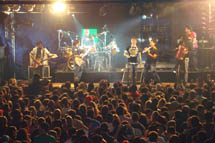 Cerca de 3 mil pessoas foram ao show do Tradição em Caçador. O evento foi promovido pela Rádio Caçanjurê em comemoração aos 60 anos da emissora. Foto Murilo Roso. 03/05/2008.