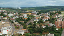 Vista aérea de parte do bairro Vila Paraíso. Foto Murilo Roso. Janeiro 2008.