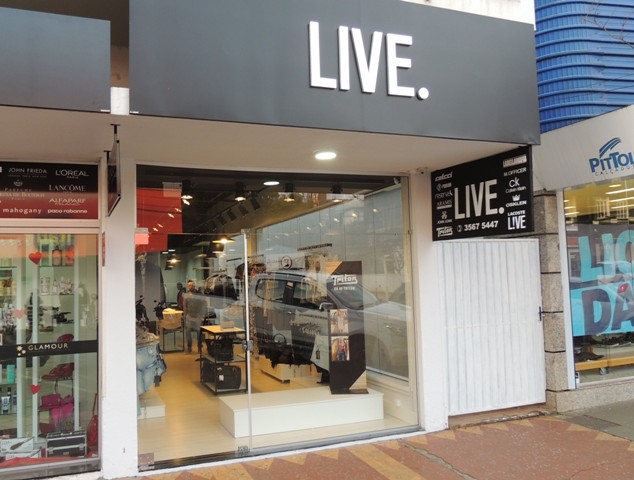 live loja de roupas